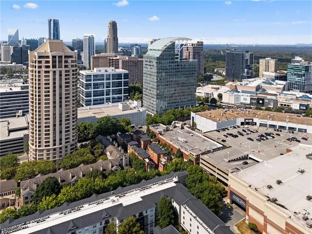 $2,500 | 3475 Oak Valley Road Northeast, Unit 470, Atlanta, GA 30326