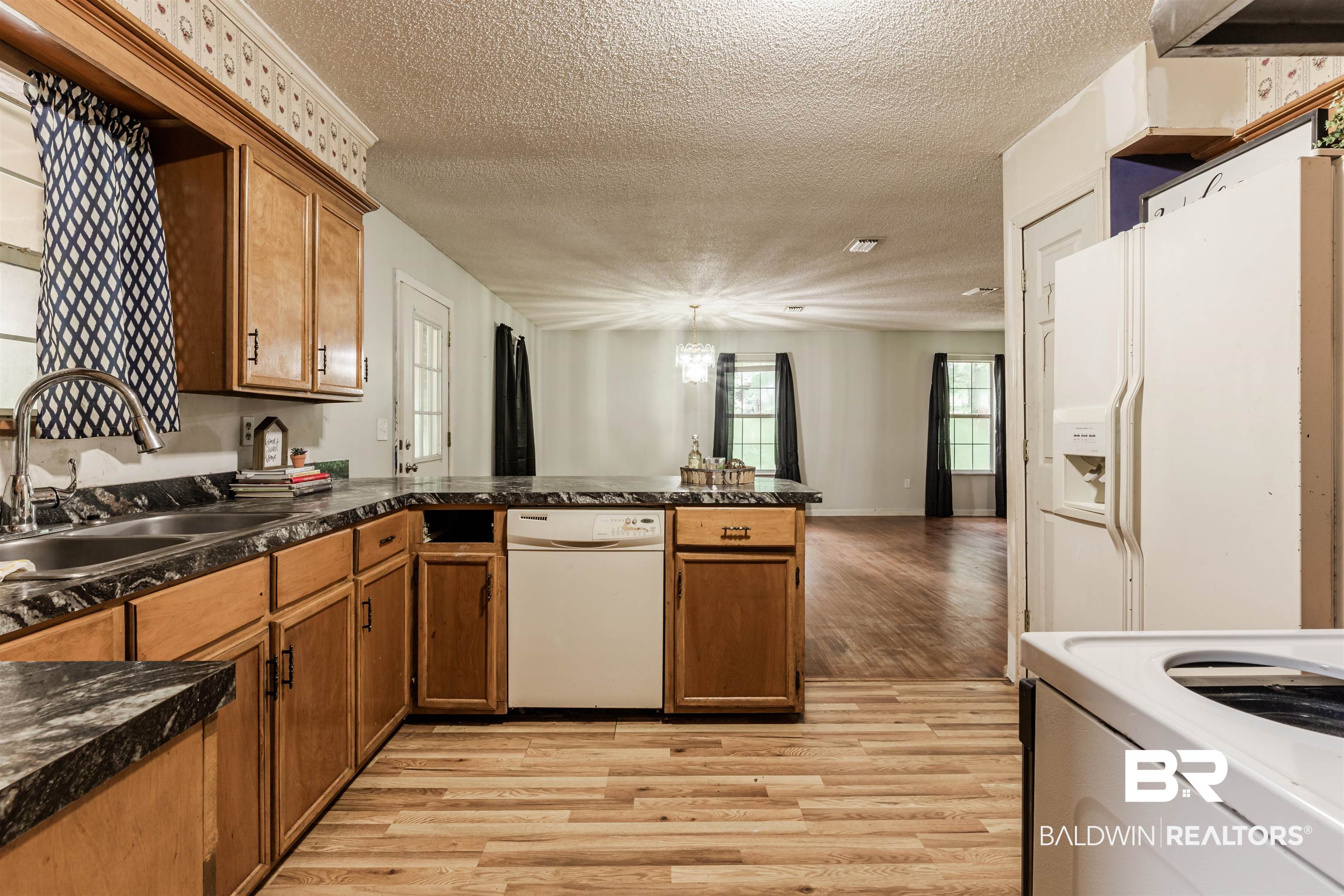 7200 North Woods Drive Semmes, AL 36575 - Photo 18 of 38