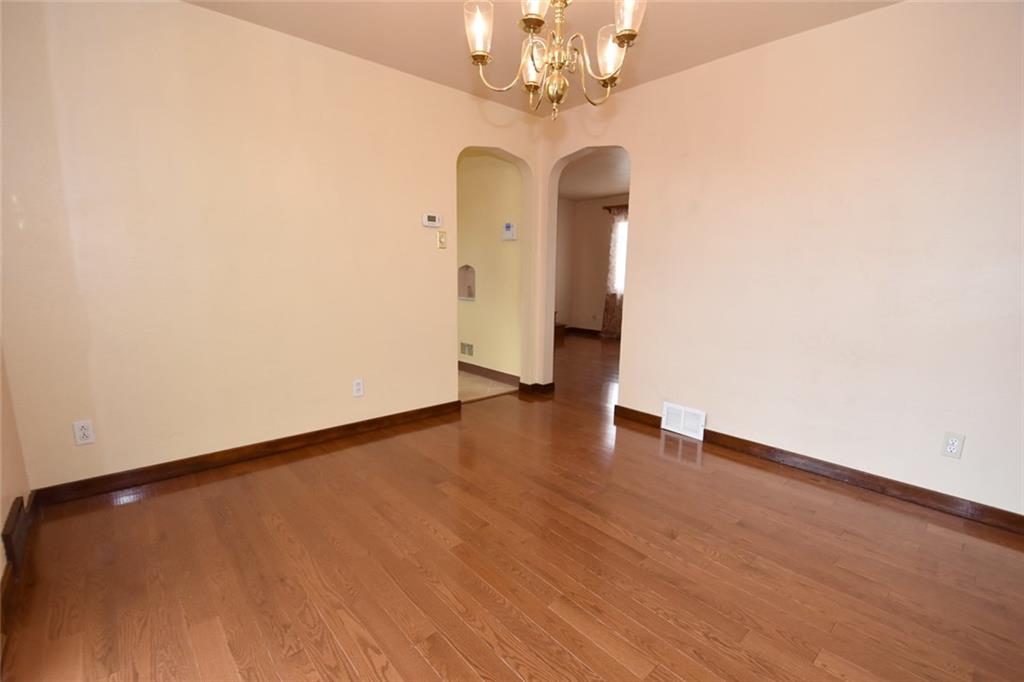 3248 Willett Road Pittsburgh, PA 15227 - Photo 6 of 22 Gallery Image 6