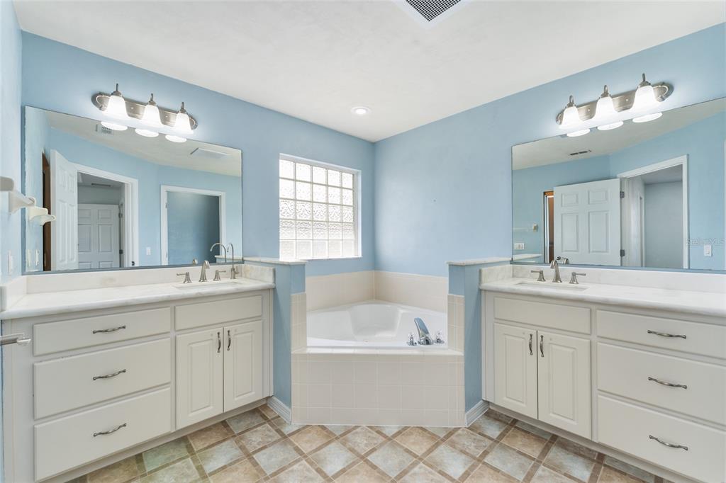 25670 Northwest 9th Road Newberry, FL 32669 - Photo 19 of 45