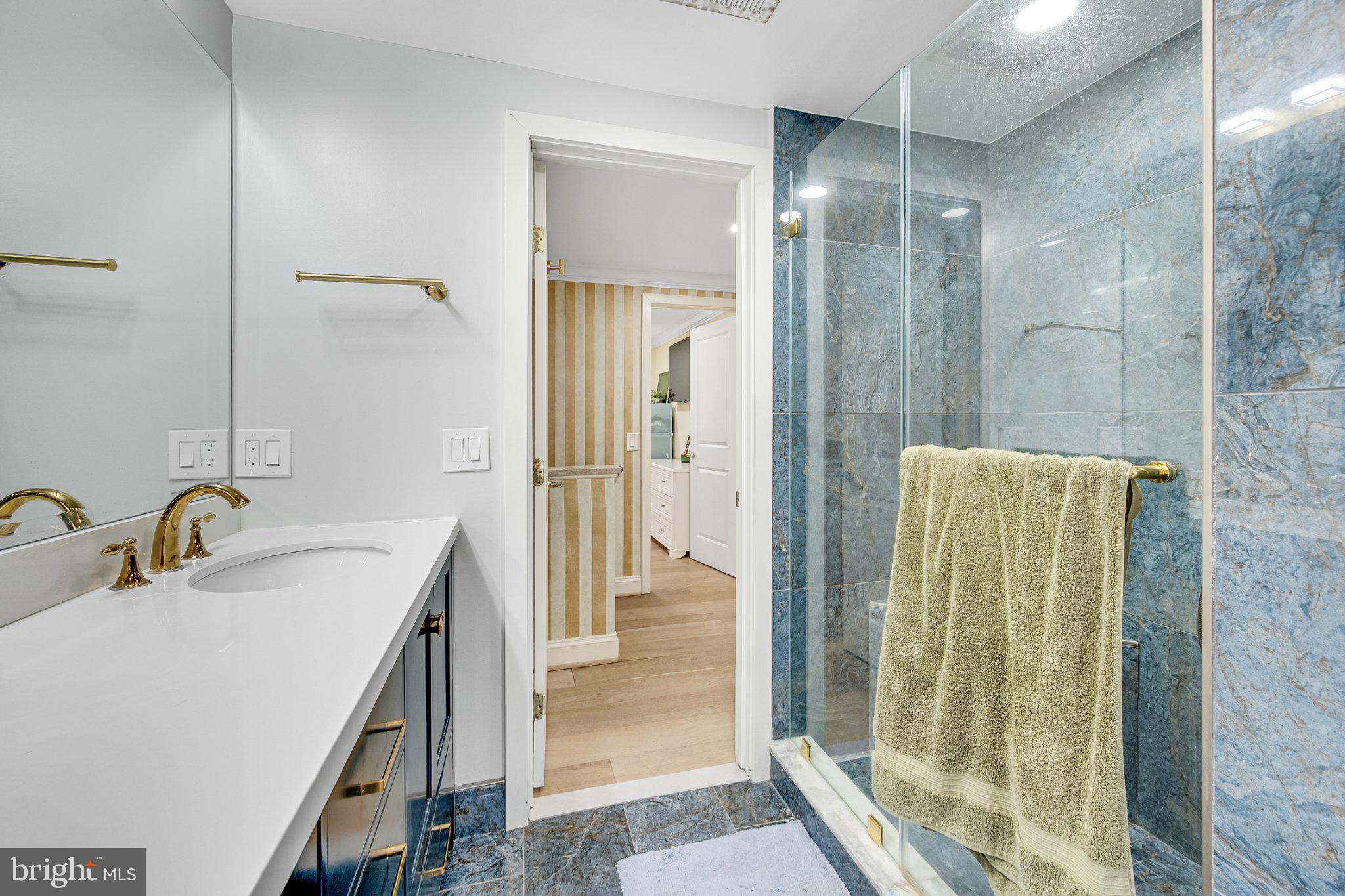 10904 Gainsborough Road Potomac, MD 20854 - Photo 14 of 32 Elegant bathroom with modern finishes.