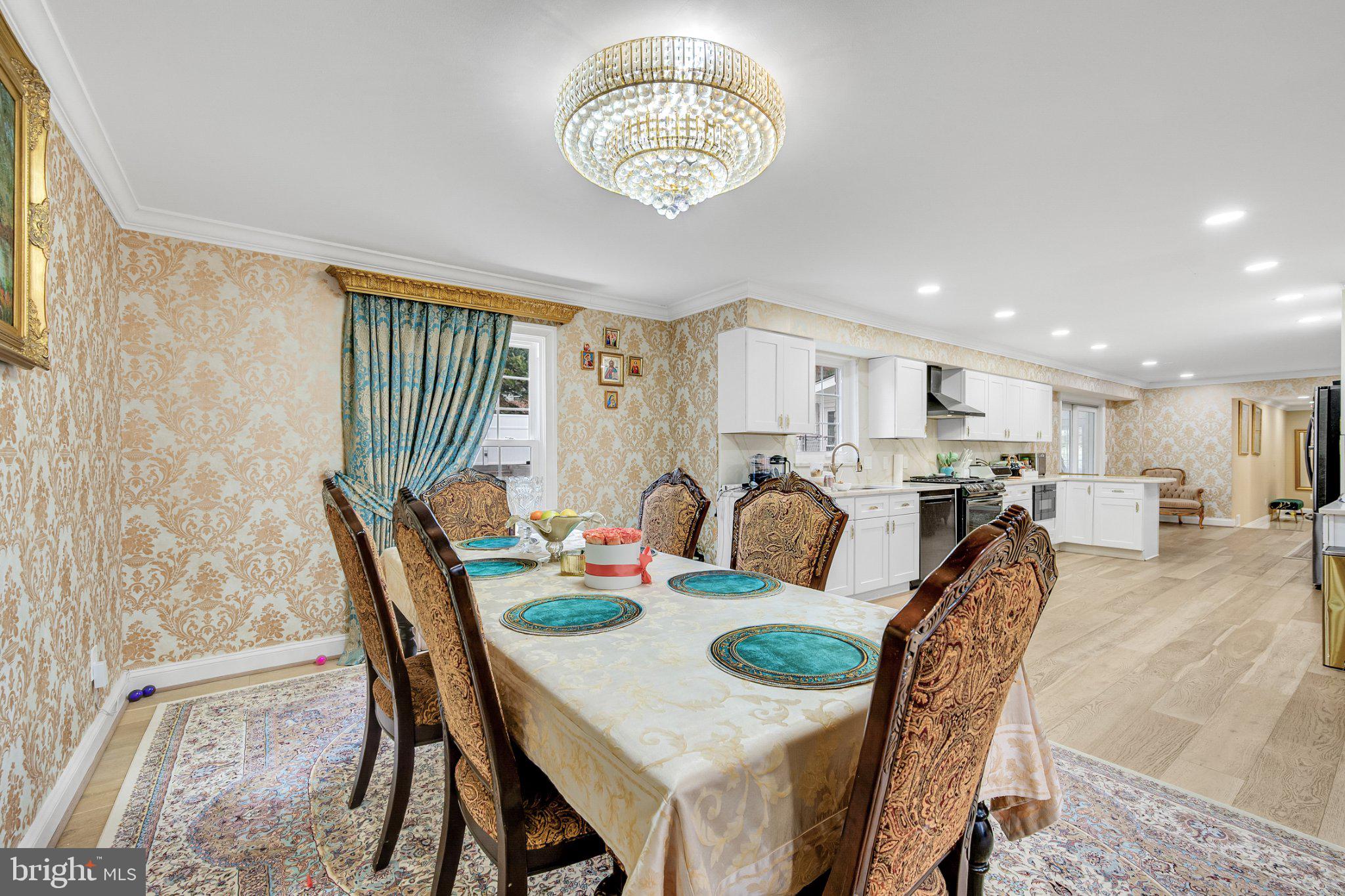 10904 Gainsborough Road Potomac, MD 20854 - Photo 22 of 32 Elegant dining space with charm.