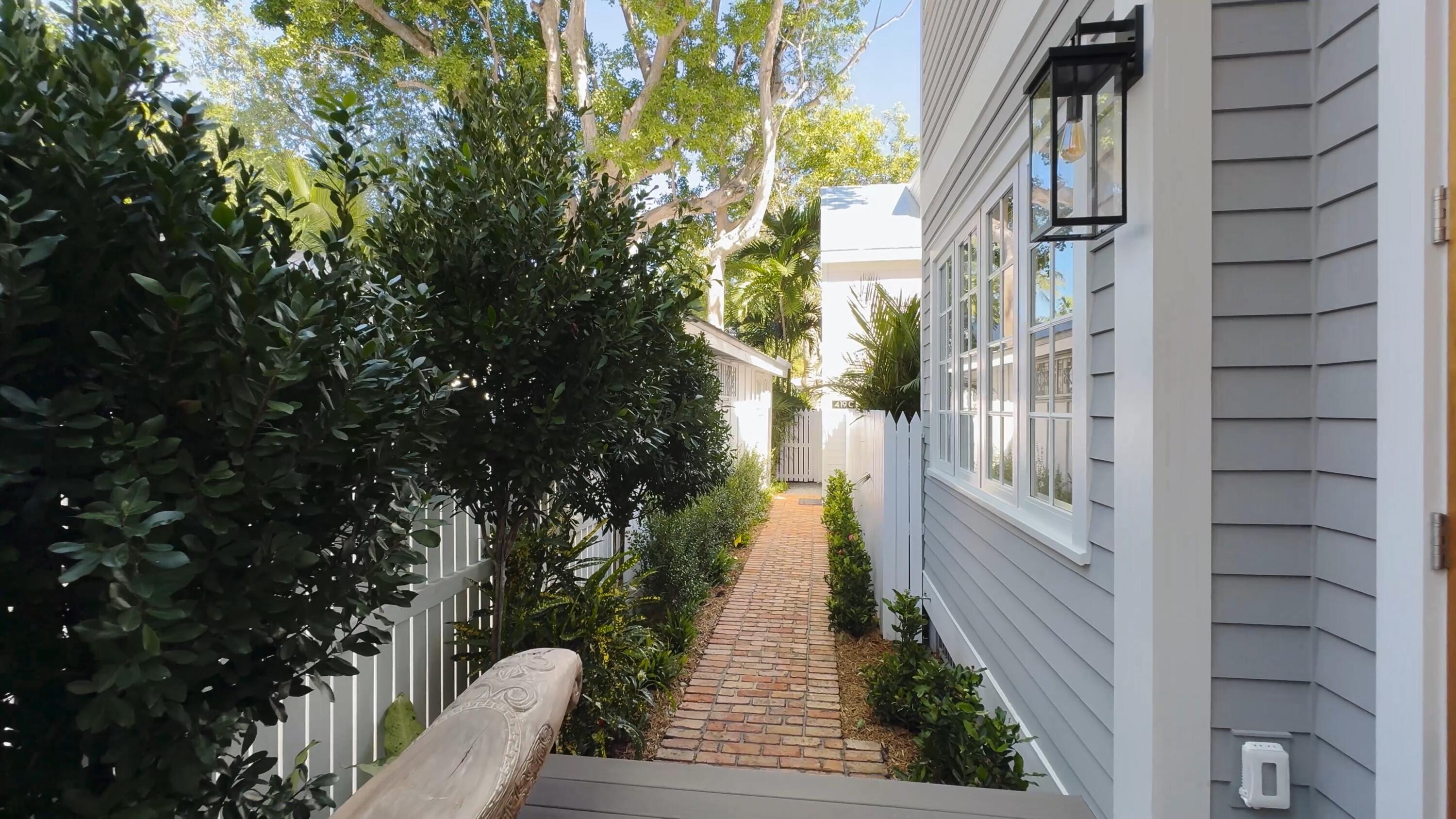 419 Simonton Street, Unit C Key West, FL 33040 - Photo 11 of 29 419 SIMONTON ST C .5