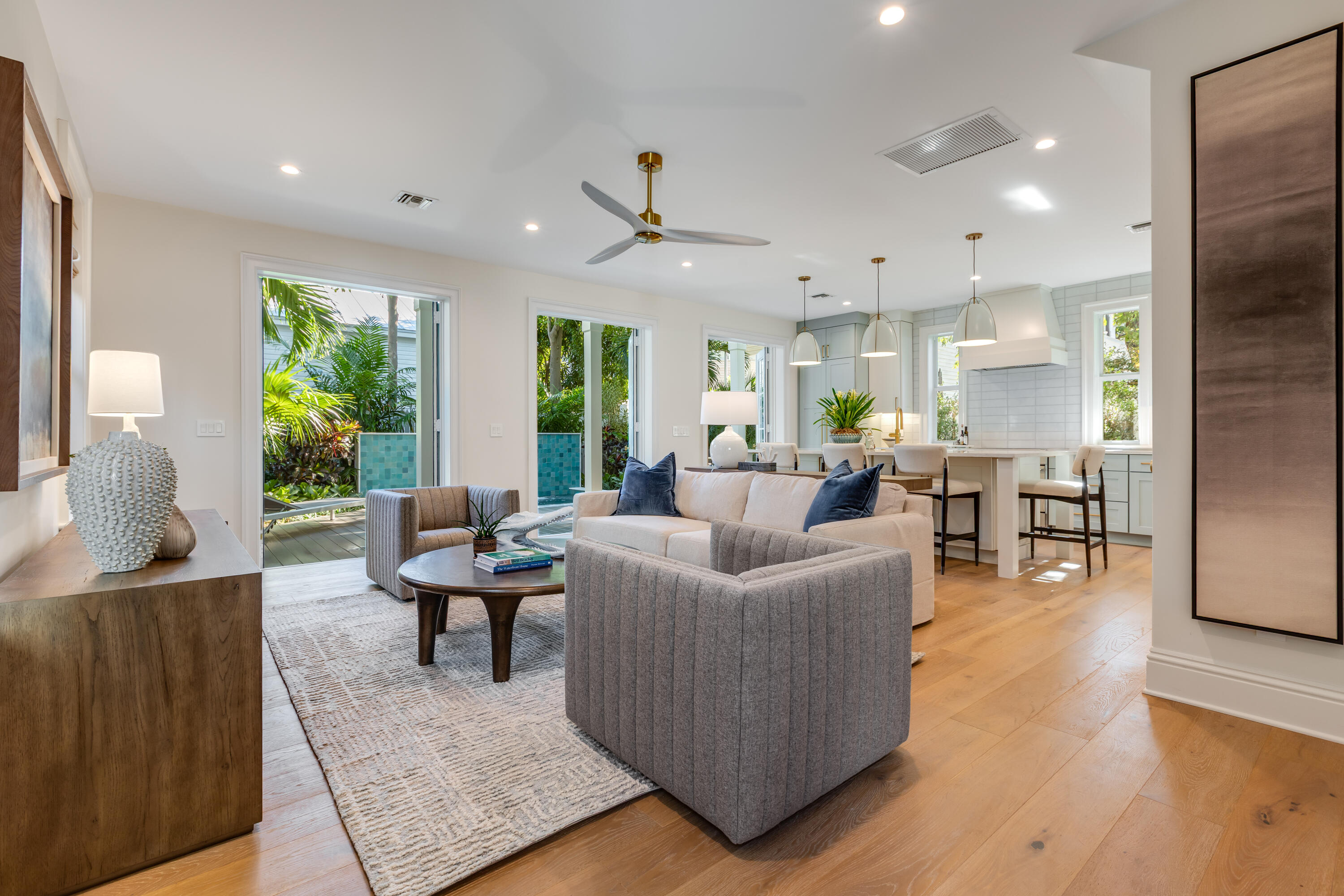 419 Simonton Street, Unit C Key West, FL 33040 - Photo 3 of 29 419 SIMONTON ST C HD-2