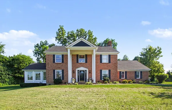 $700,000 | 1070 Tudor Lane, Florence, KY 41042
