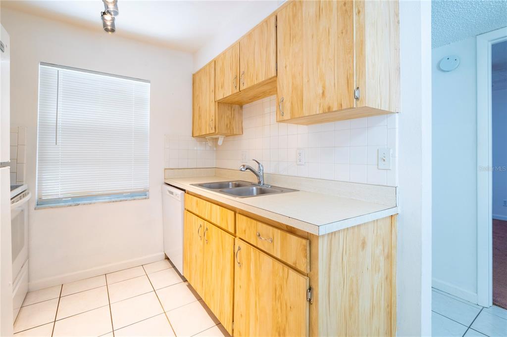 2452 Enterprise Road, Unit 2030 Clearwater, FL 33763 - Photo 19 of 44