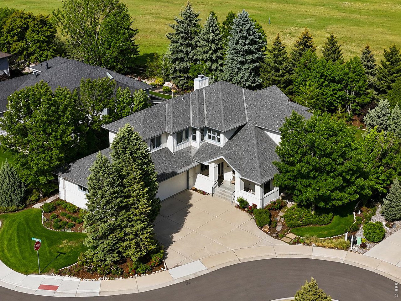 547 Sawtooth Point Lafayette, CO 80026 - Photo 1 of 44 547 Sawtooth Pt