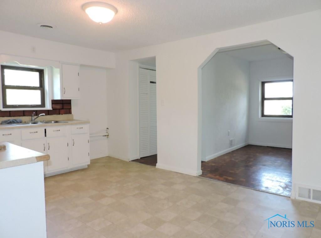 2993 North Downing Road Genoa, OH 43430 - Photo 6 of 13 Gallery Image 6