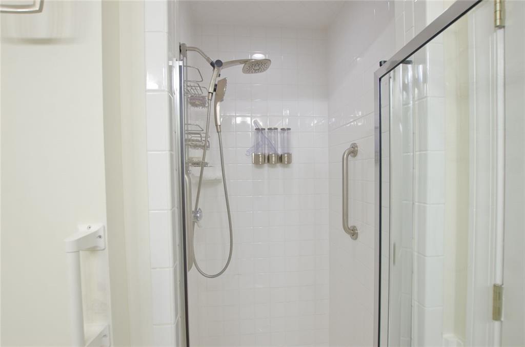 4100 Paces Walk Southeast, Unit 1305 Atlanta, GA 30339 - Photo 43 of 45