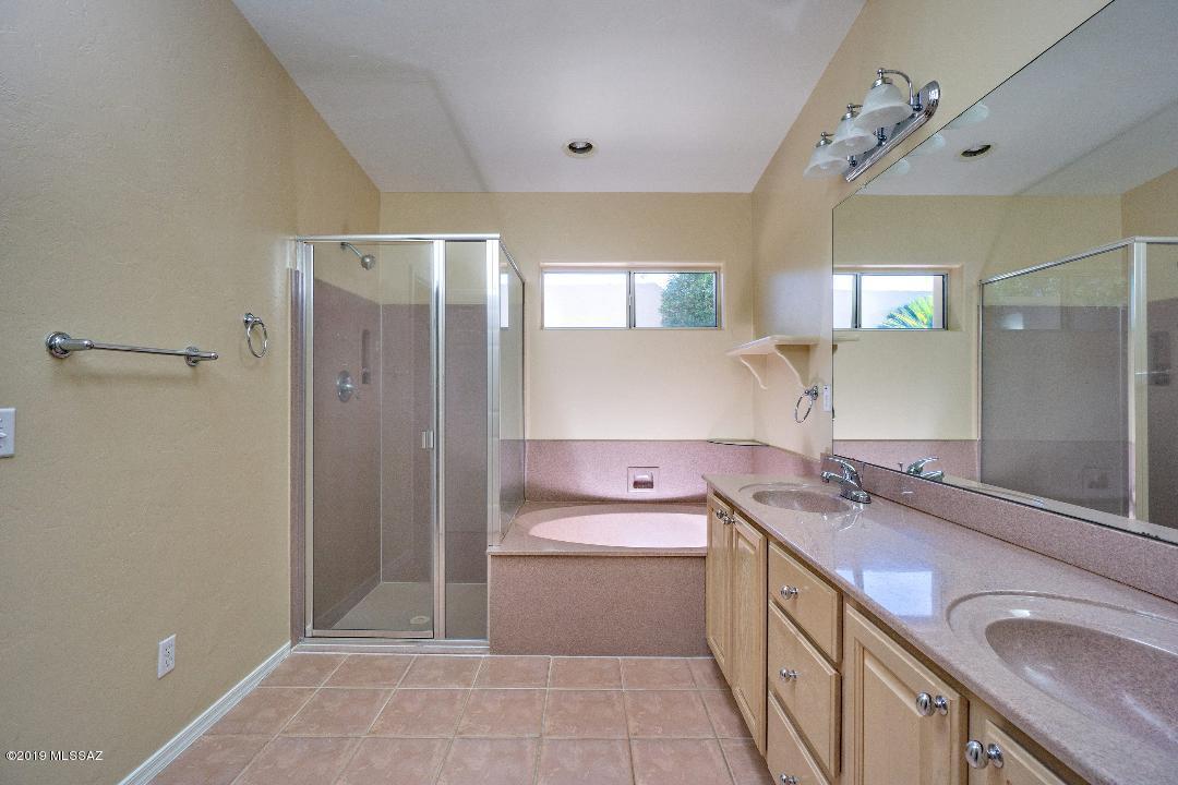 1493 East Tascal Loop Tucson, AZ 85737 - Photo 14 of 20