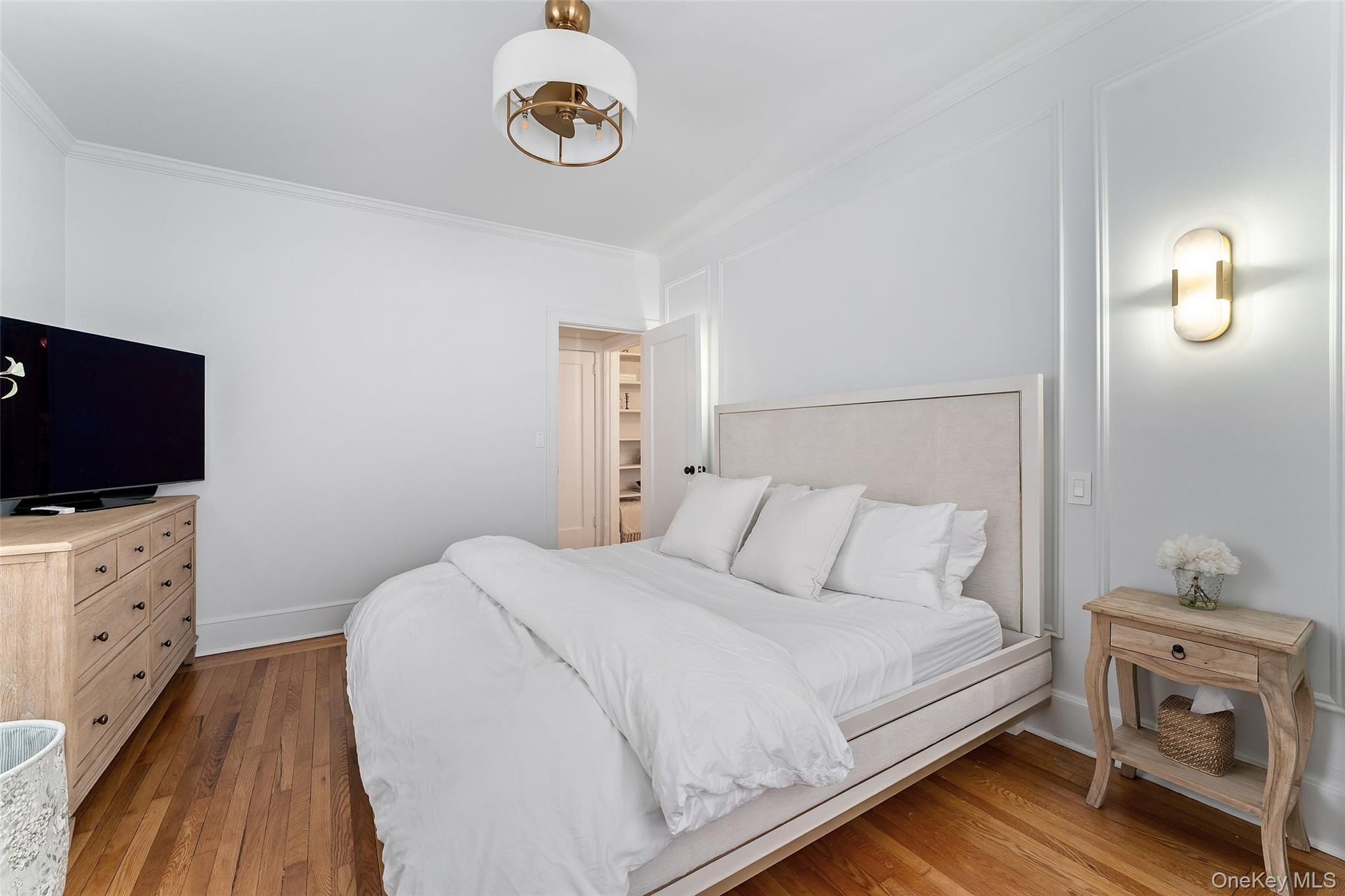 840 Bronx River Road, Unit 5B Bronxville, NY 10708 - Photo 10 of 11 View looking towards the hall.