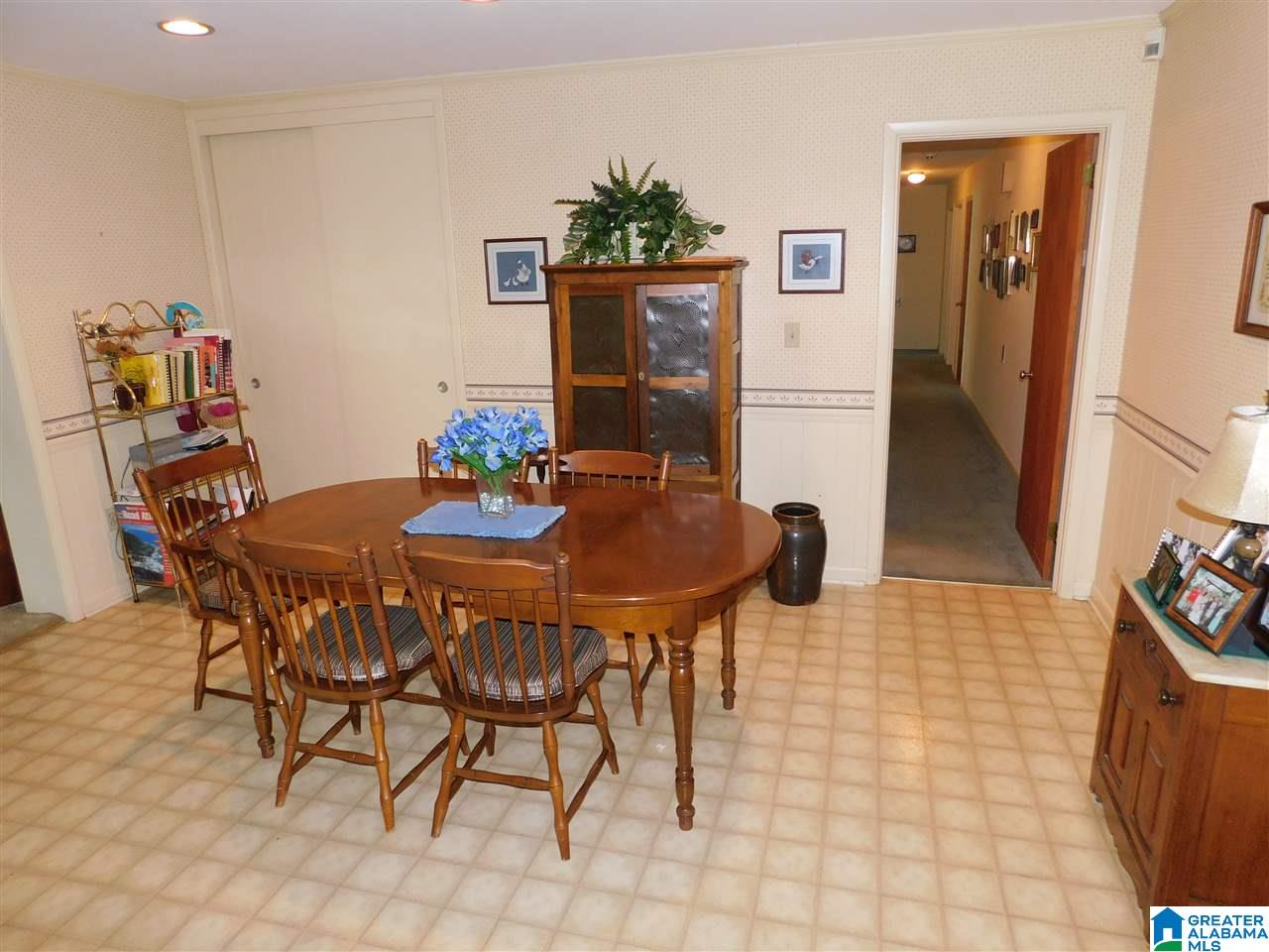 332 Wildwood Road Anniston, AL 36207 - Photo 14 of 36