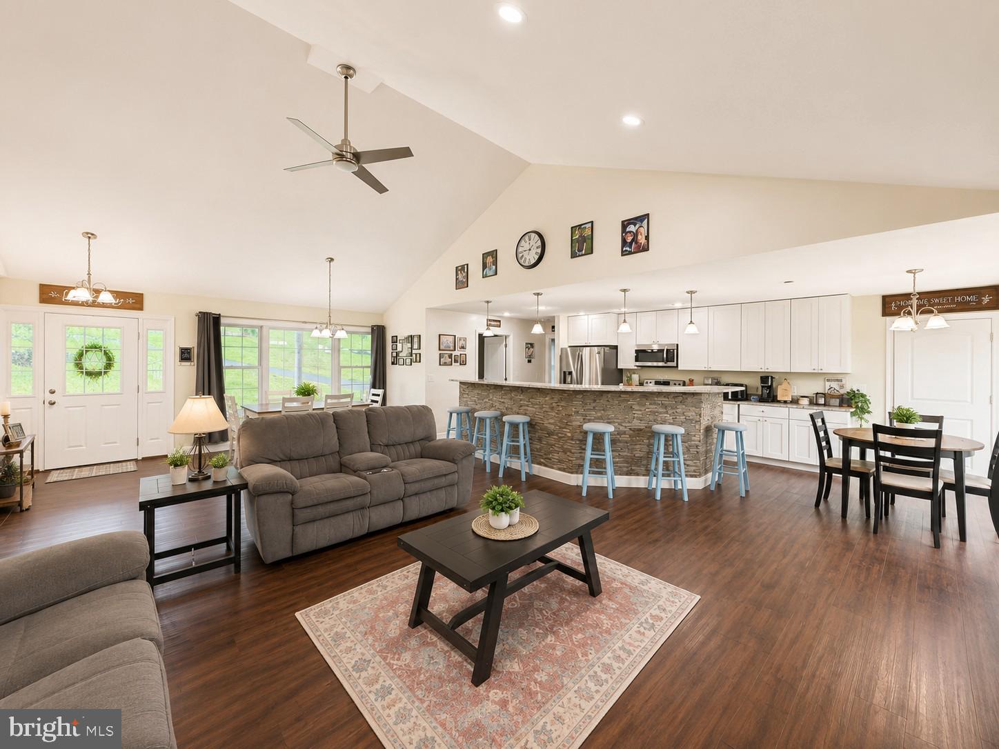 12714 Woodbine Road Southwest Lavale, MD 21502 - Photo 3 of 44