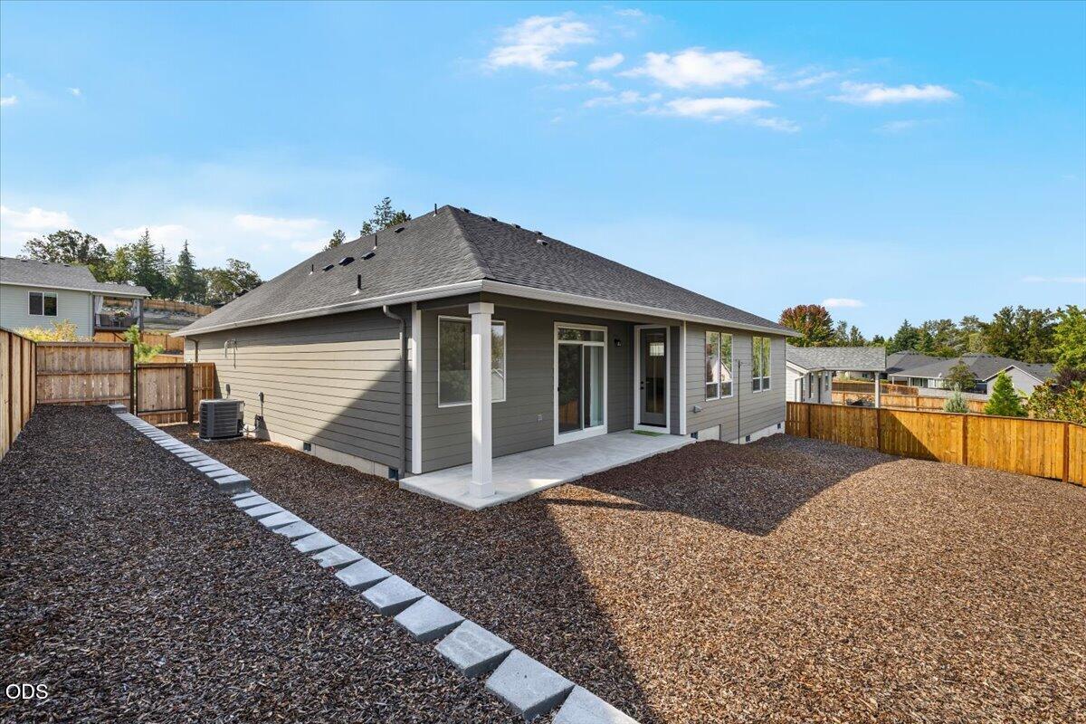 321 Arrowhead Trail Eagle Point, OR 97524 - Photo 34 of 35 Gallery Image 34