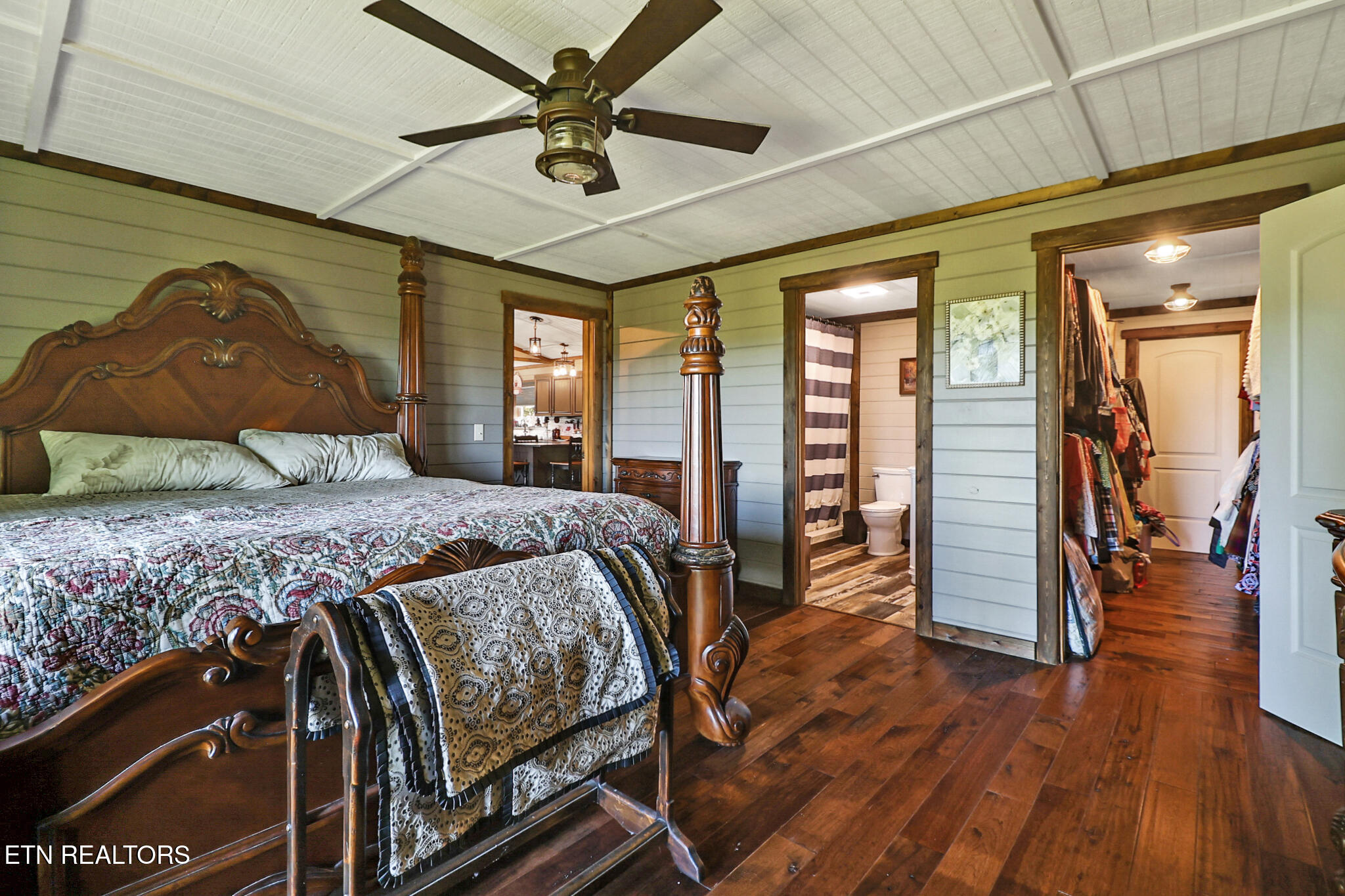 133 Hickory Flats Road Harriman, TN 37748 - Photo 23 of 57 1st Bedroom View 1