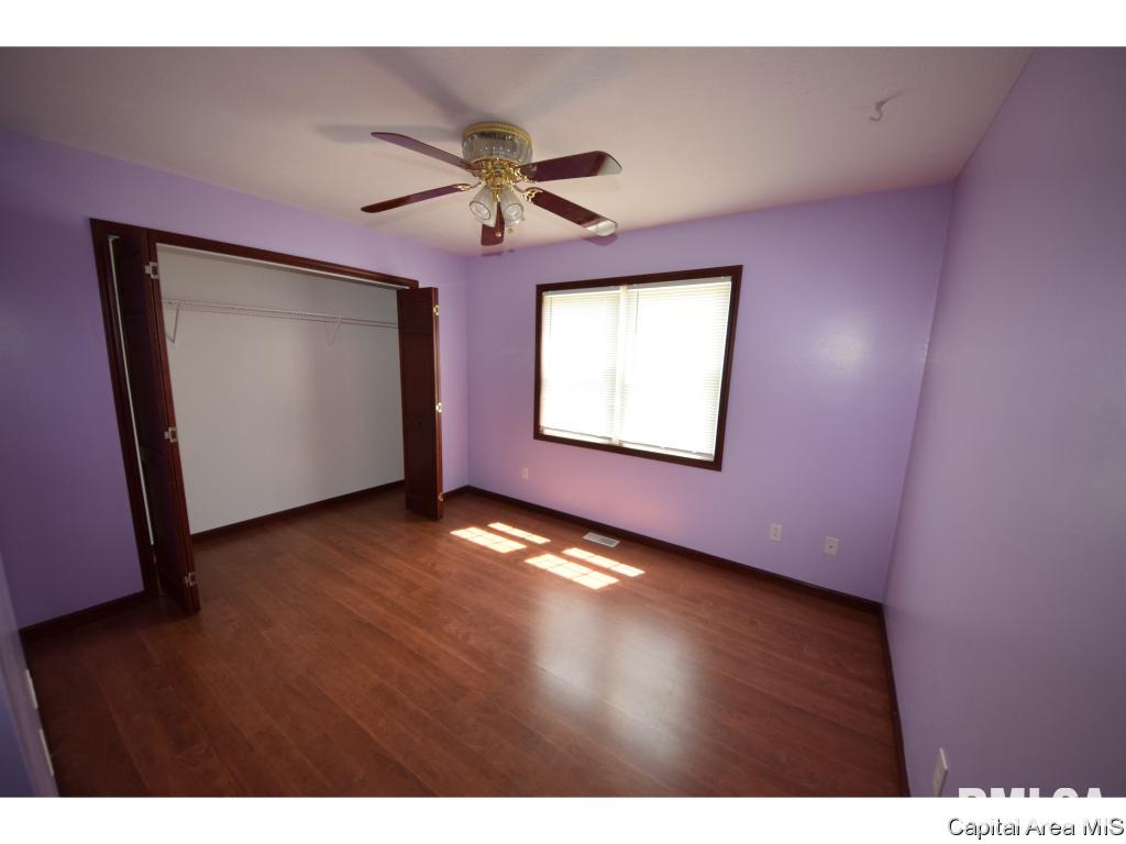 901 Knoll Pointe Place Springfield, IL 62703 - Photo 17 of 31