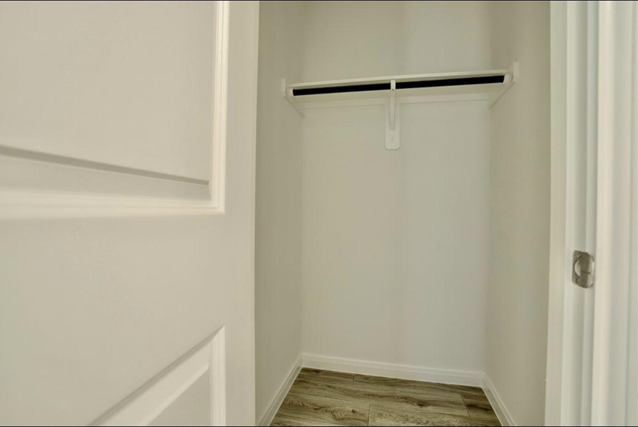 351 Red Clover Livingston, TX 77351 - Photo 5 of 33 a view of a small space