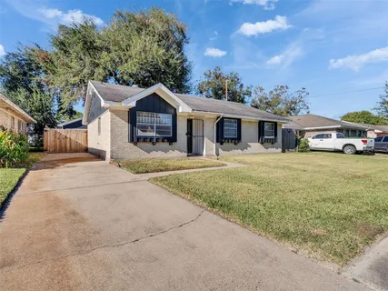 $208,000 | 231 San Fernando Drive, Houston, TX 77060