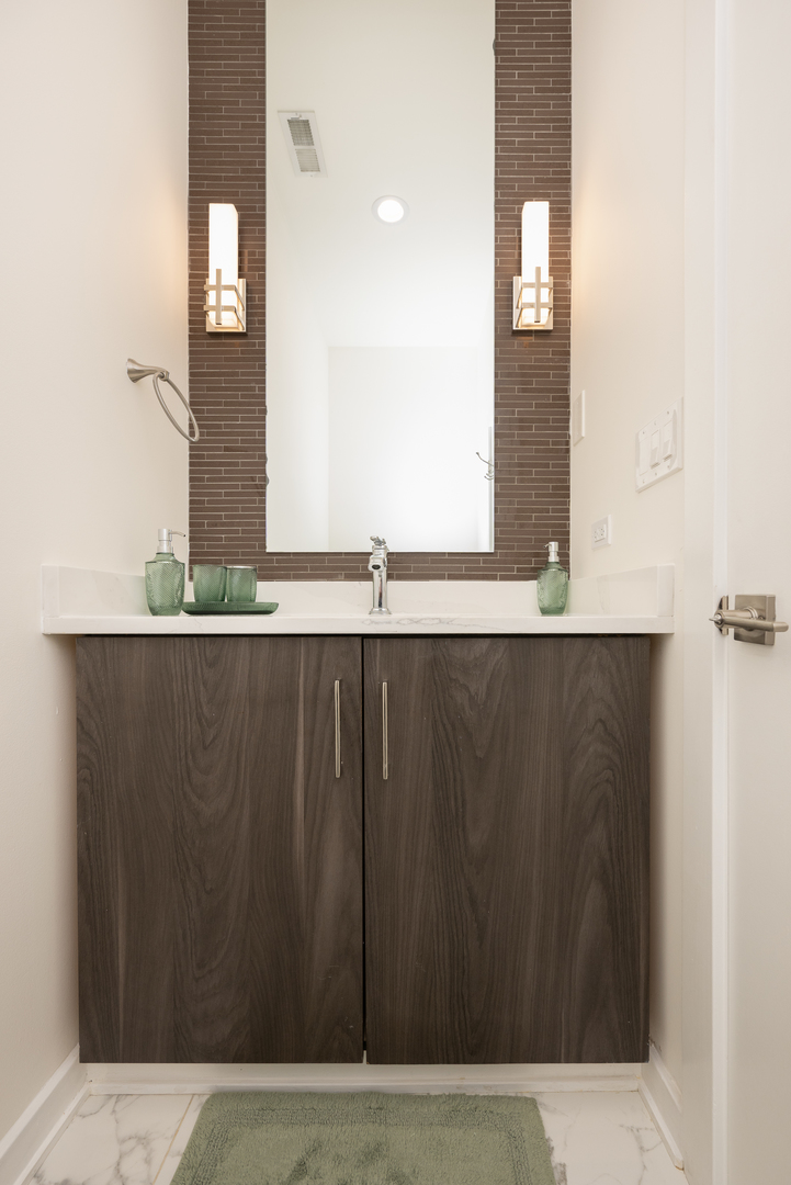 22 East Elm Street Chicago, IL 60611 - Photo 35 of 55