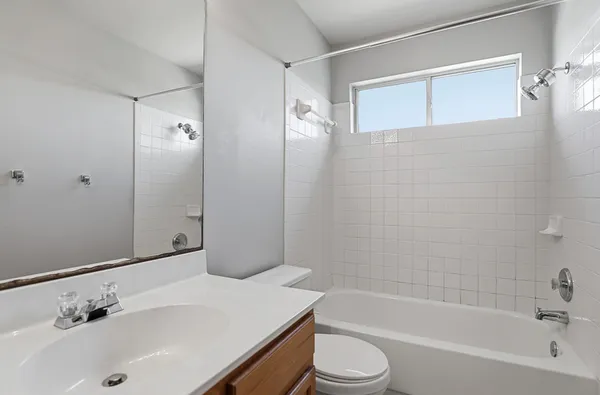 $2,095 | 2410 Charlie Harley Drive, Leander, TX 78641