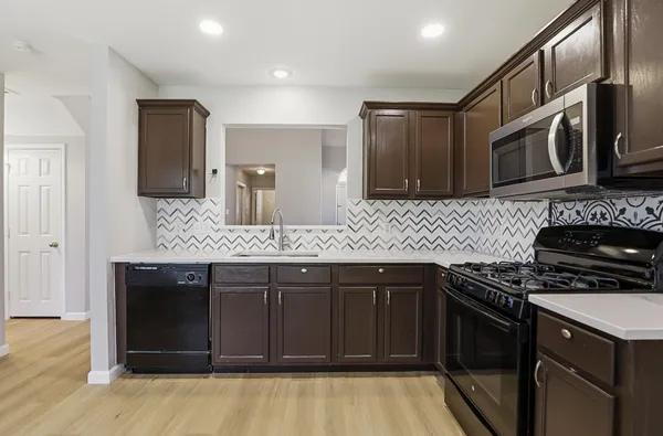 $2,095 | 2410 Charlie Harley Drive, Leander, TX 78641