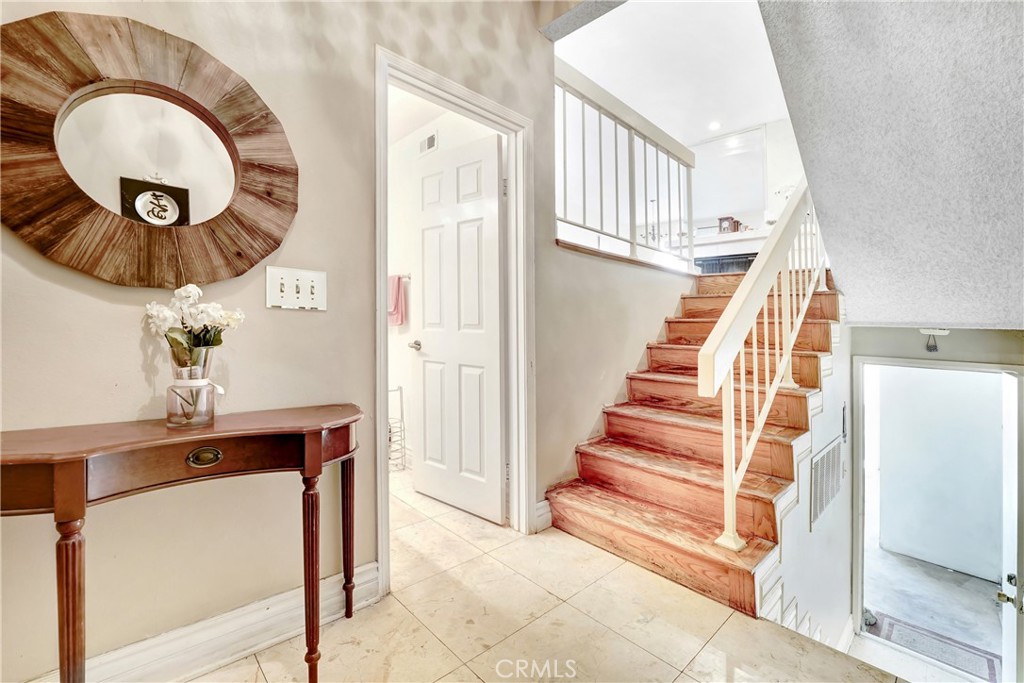 5514 Las Virgenes Road Calabasas, CA 91302 - Photo 2 of 20