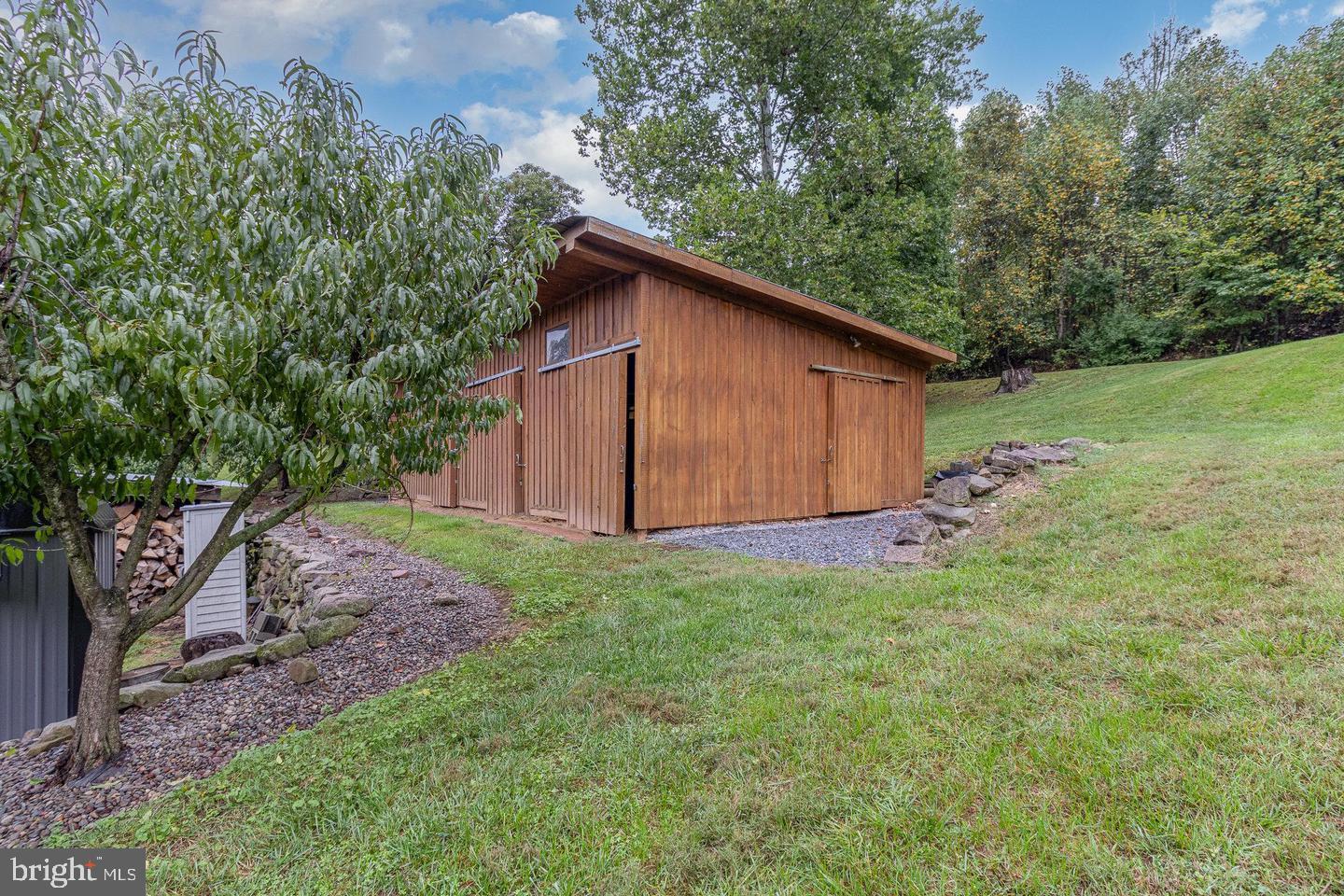 515 West 28th Division Highway Lititz, PA 17543 - Photo 12 of 41