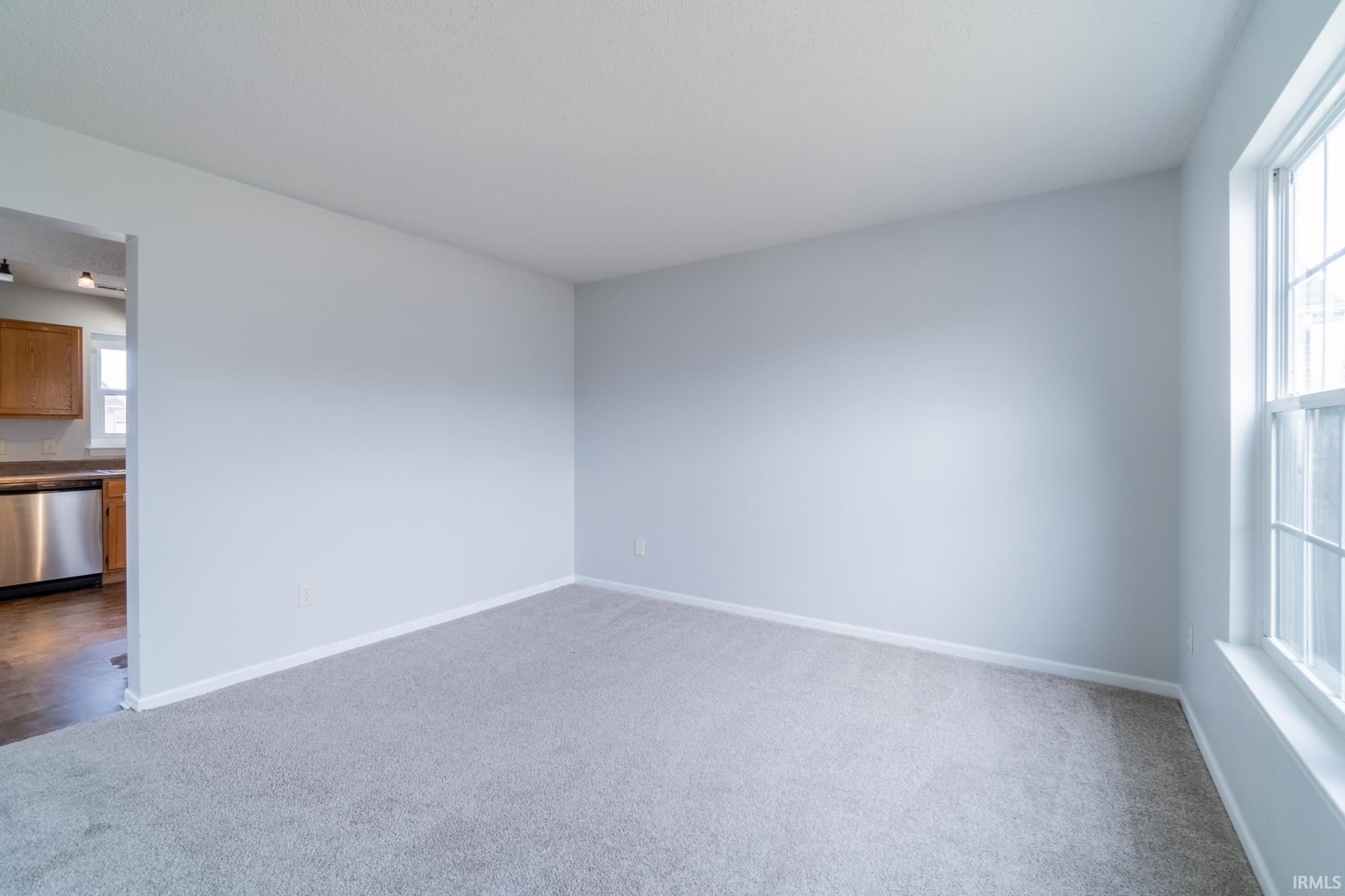 11509 Maywin Drive Fort Wayne, IN 46818 - Photo 4 of 31