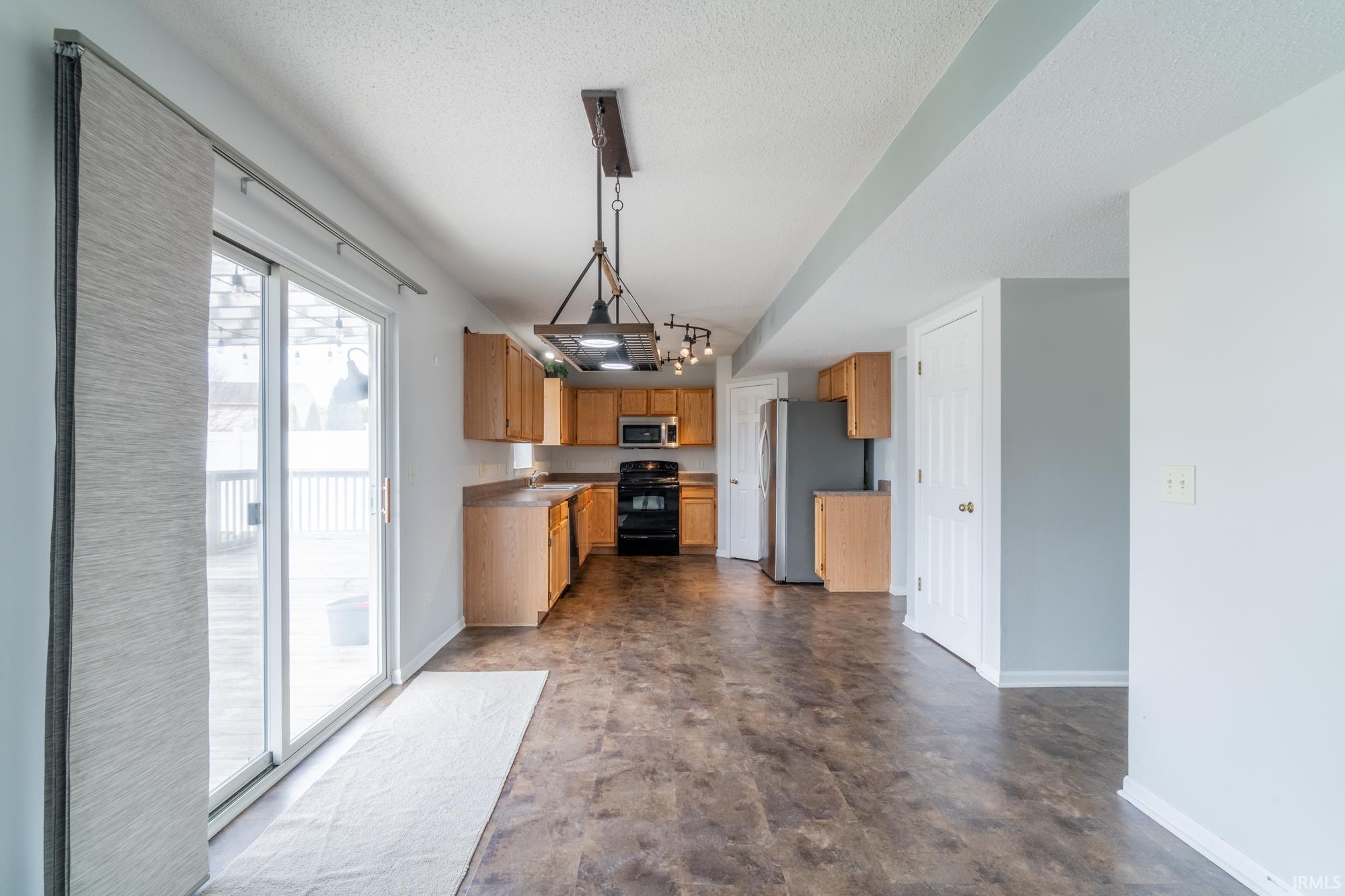 11509 Maywin Drive Fort Wayne, IN 46818 - Photo 8 of 31