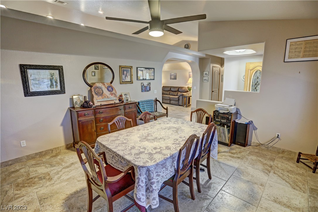 660 Chipmunk Road Pahrump, NV 89048 - Photo 14 of 61