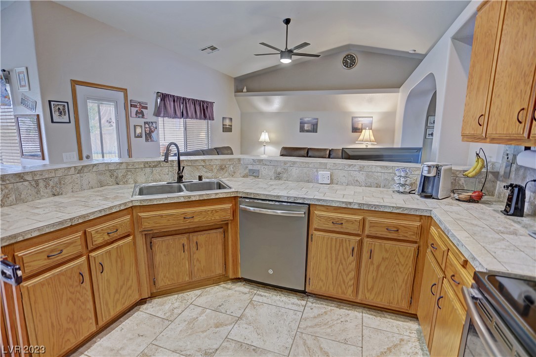 660 Chipmunk Road Pahrump, NV 89048 - Photo 26 of 61