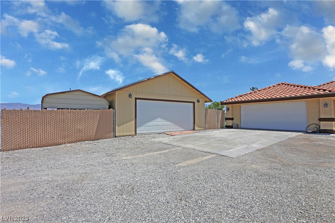 660 Chipmunk Road Pahrump, NV 89048 - Photo 5 of 61