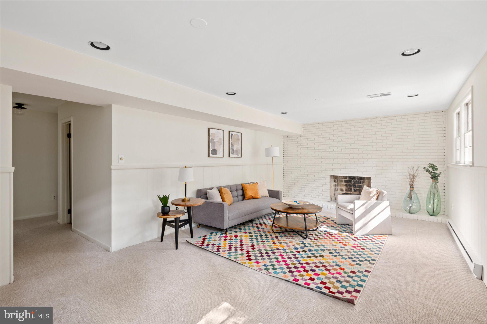 9513 Midwood Road Silver Spring, MD 20910 - Photo 15 of 47