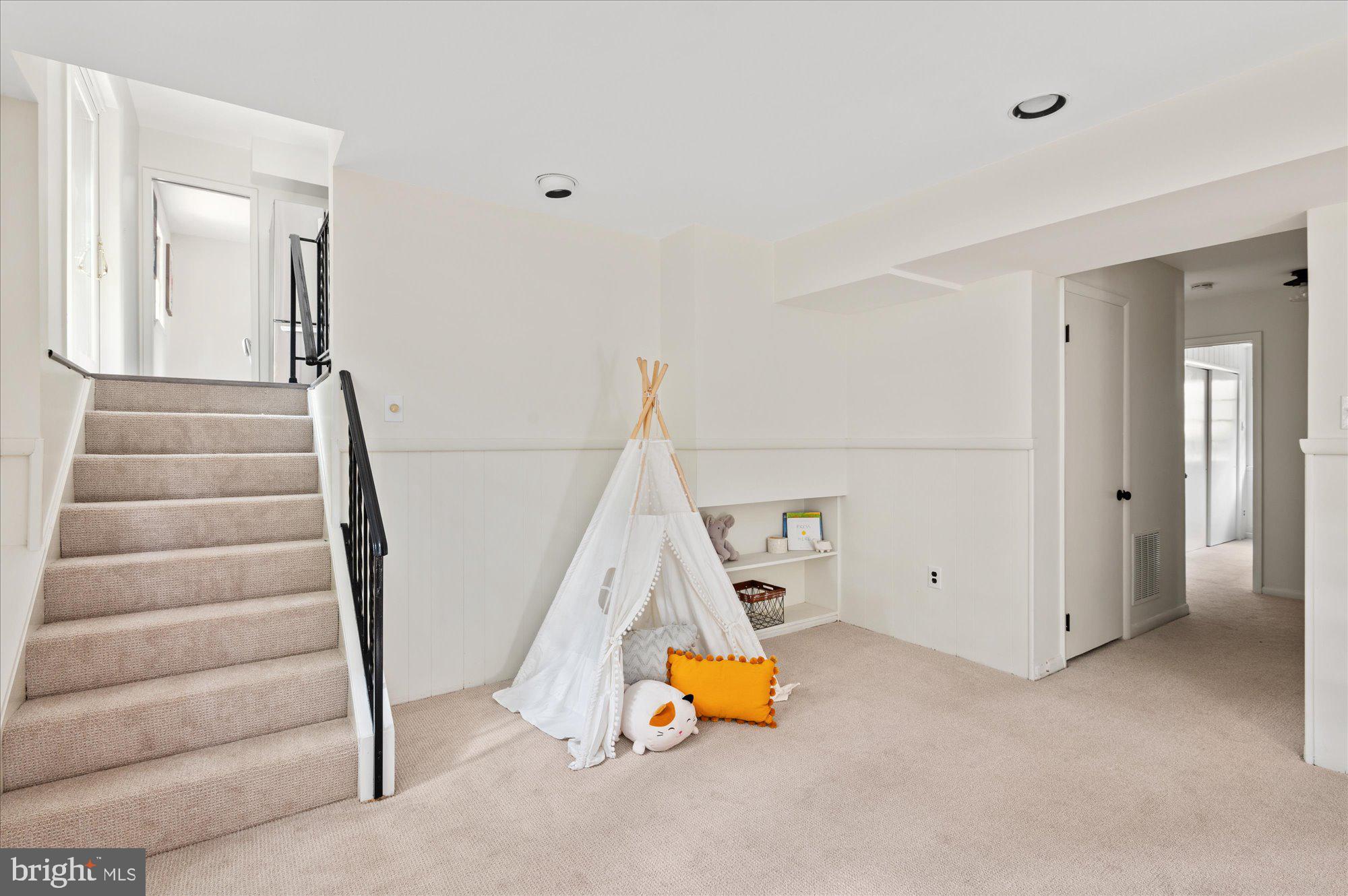 9513 Midwood Road Silver Spring, MD 20910 - Photo 19 of 47