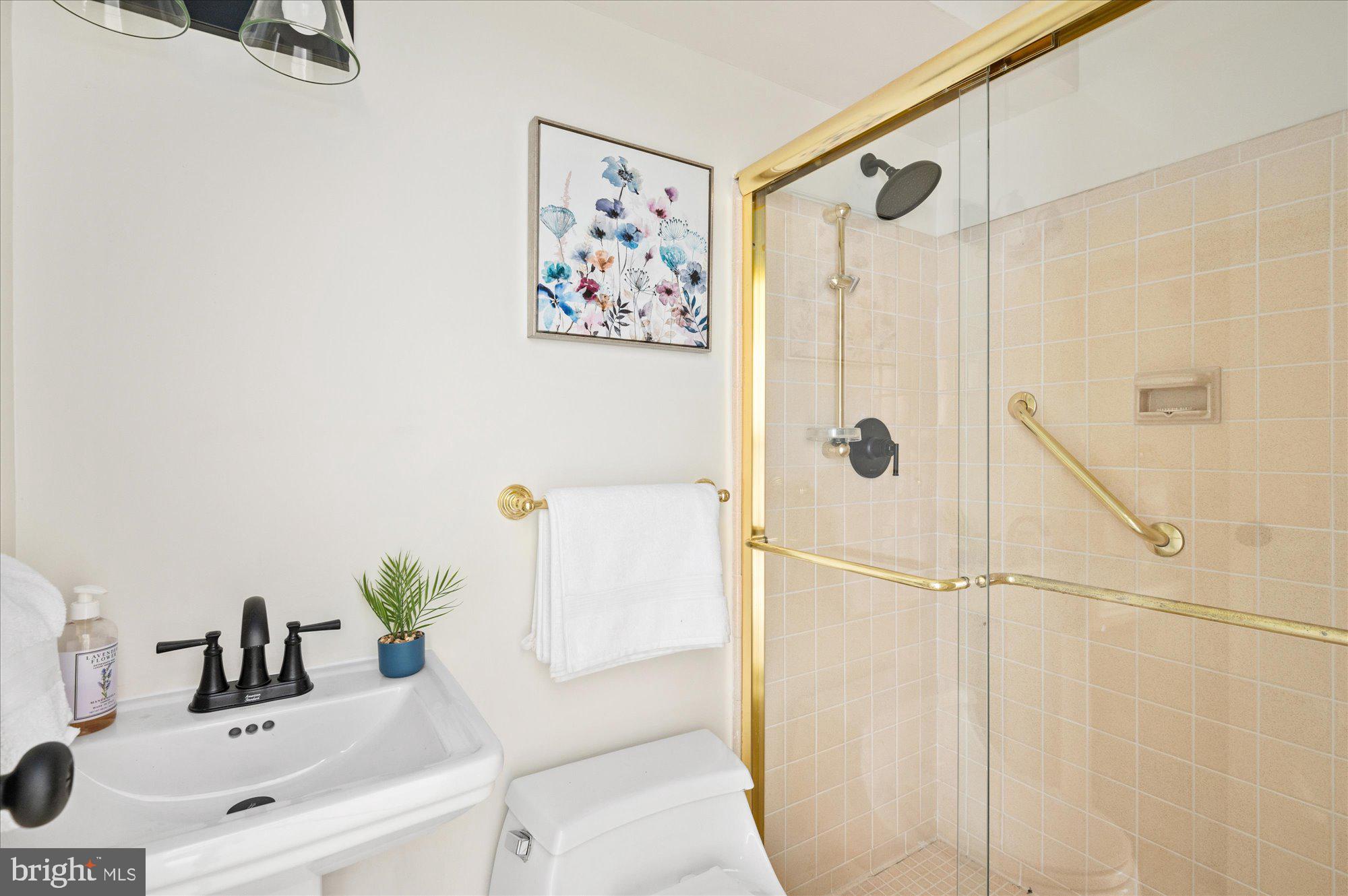 9513 Midwood Road Silver Spring, MD 20910 - Photo 24 of 47