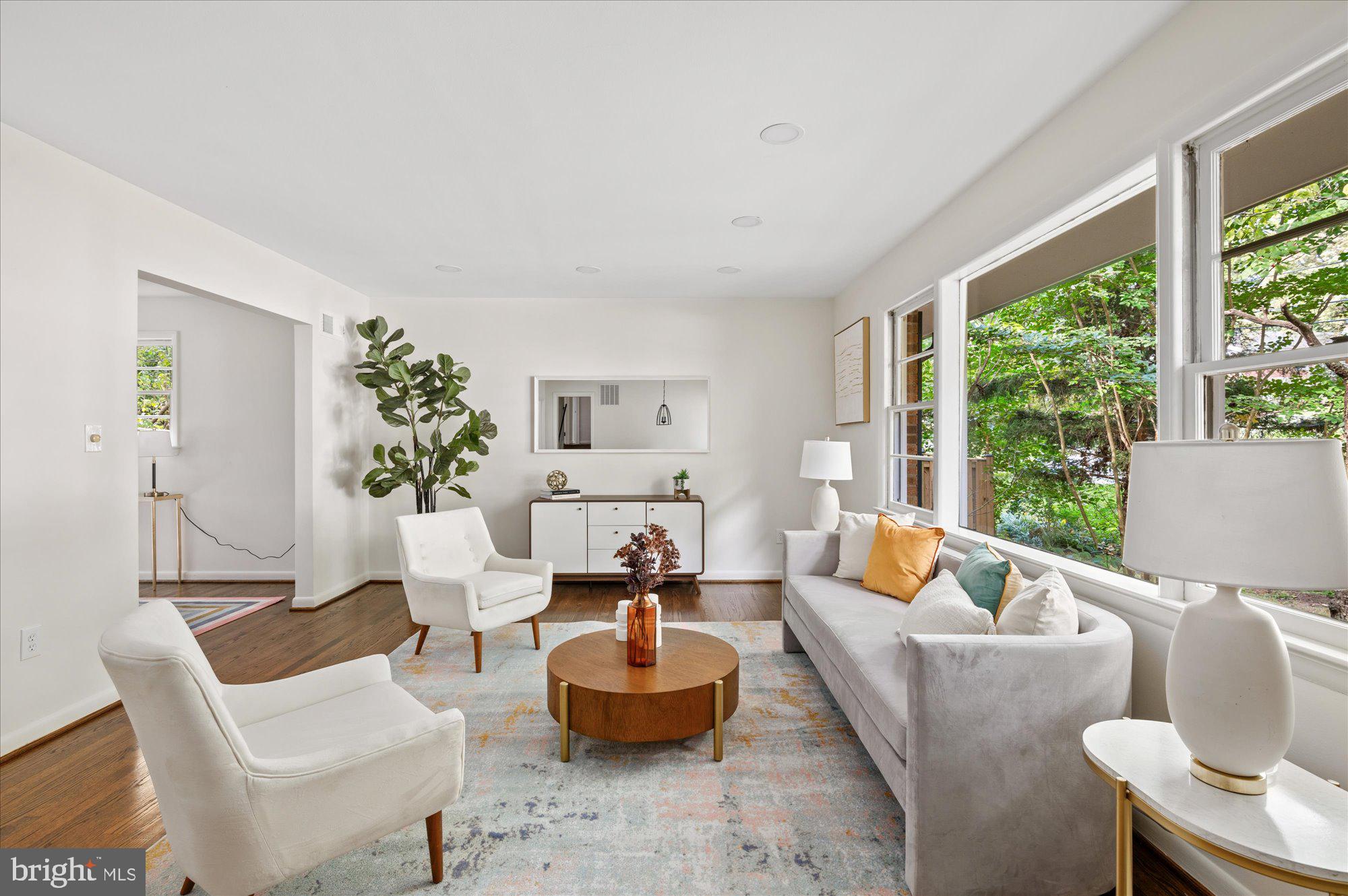 9513 Midwood Road Silver Spring, MD 20910 - Photo 4 of 47