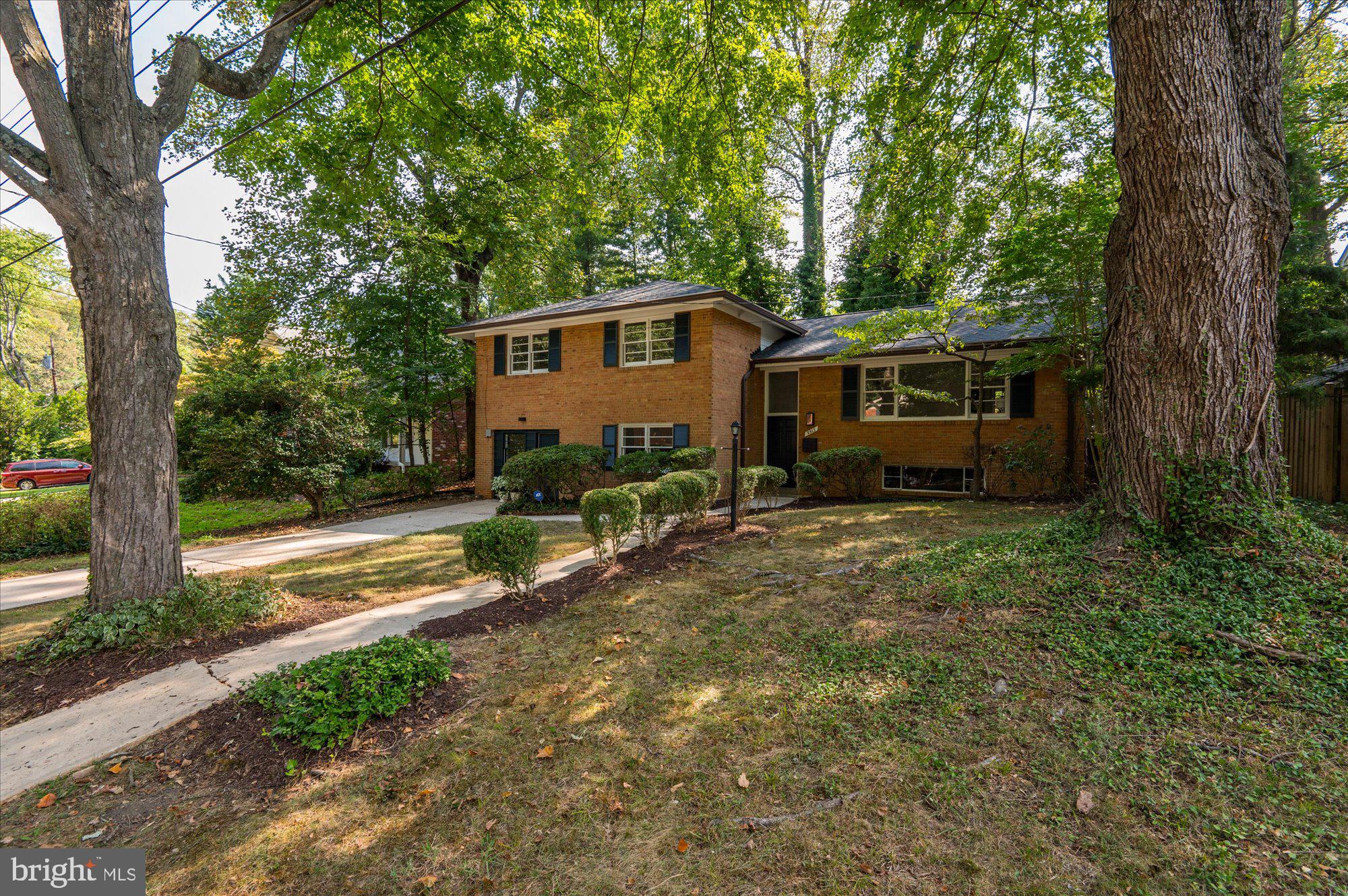 9513 Midwood Road Silver Spring, MD 20910 - Photo 7 of 47