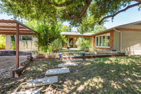 $8,000 | 2212 East Side Drive, Austin, TX 78704