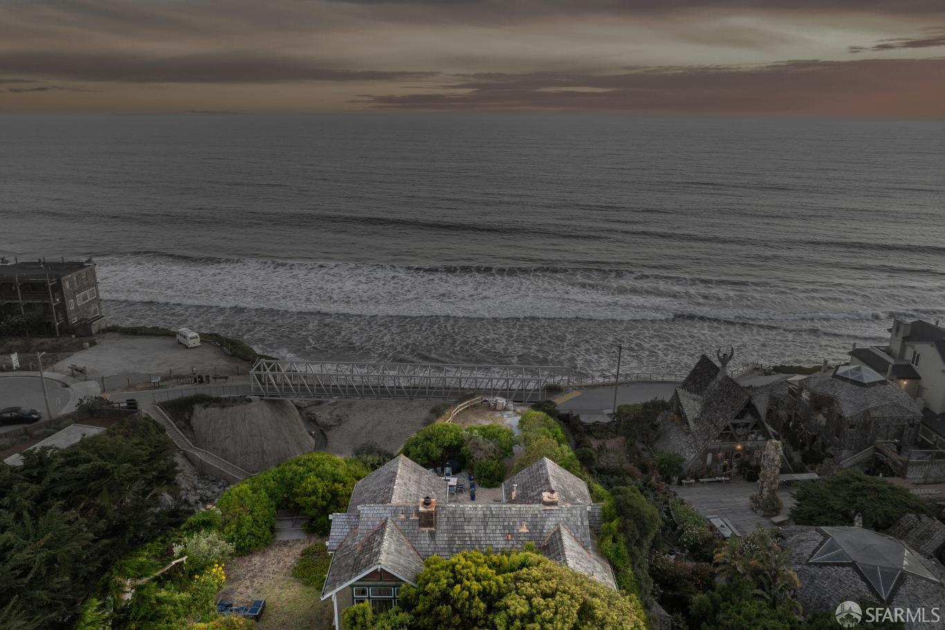 445 Mirada Road Half Moon Bay, CA 94019 - Photo 4 of 17