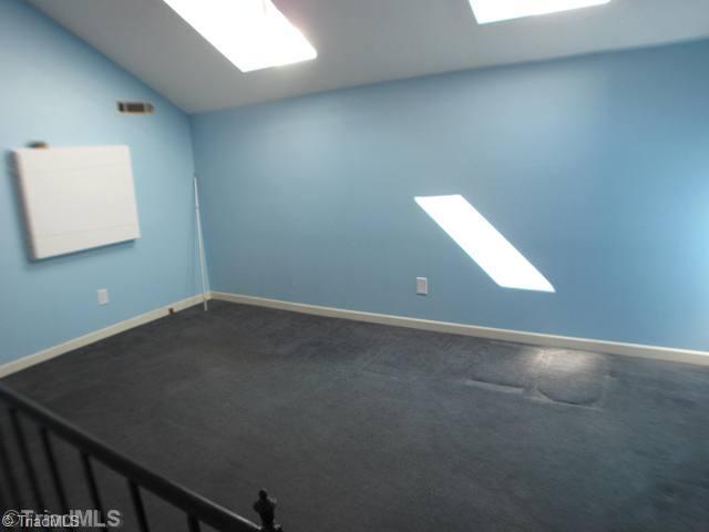 2448 Vincent Road Winston-Salem, NC 27106 - Photo 5 of 16 Loft.
