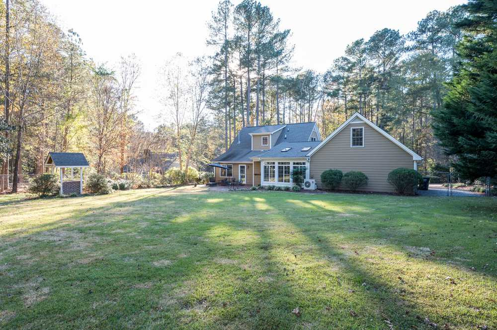 4709 Randolph Court Raleigh, NC 27606 - Photo 26 of 27 Backyard view