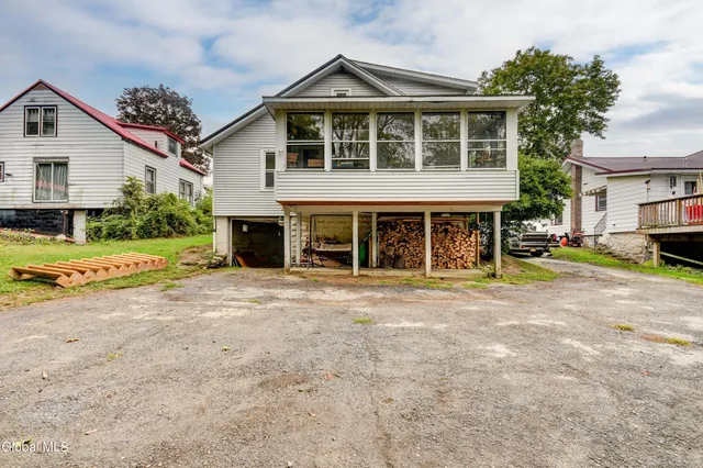 $199,999 | 45 Lafayette Street, Palatine Bridge, NY 13428