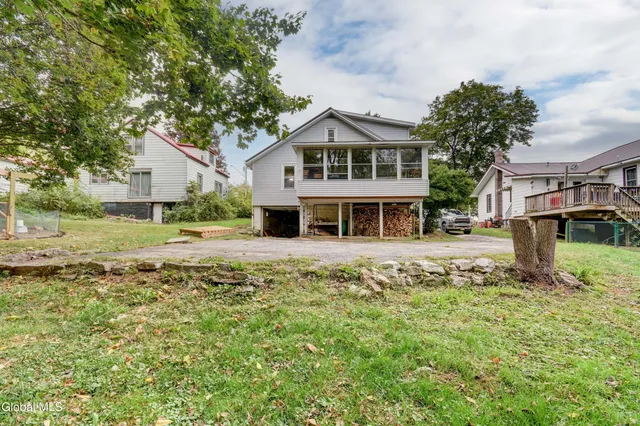 $199,999 | 45 Lafayette Street, Palatine Bridge, NY 13428