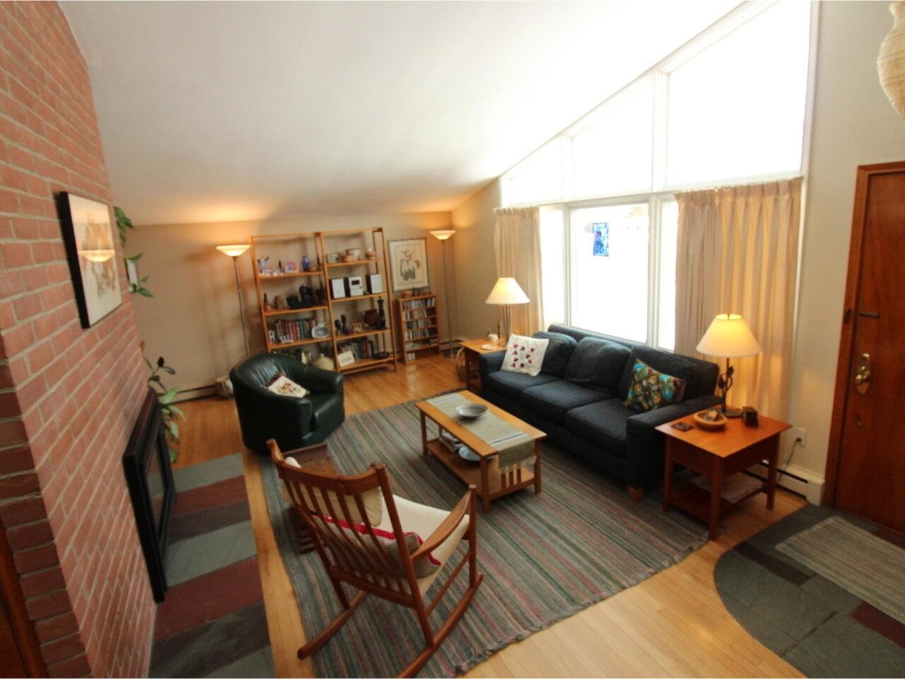 190 Shore Road Burlington, VT 05408 - Photo 12 of 28 Gallery Image 12