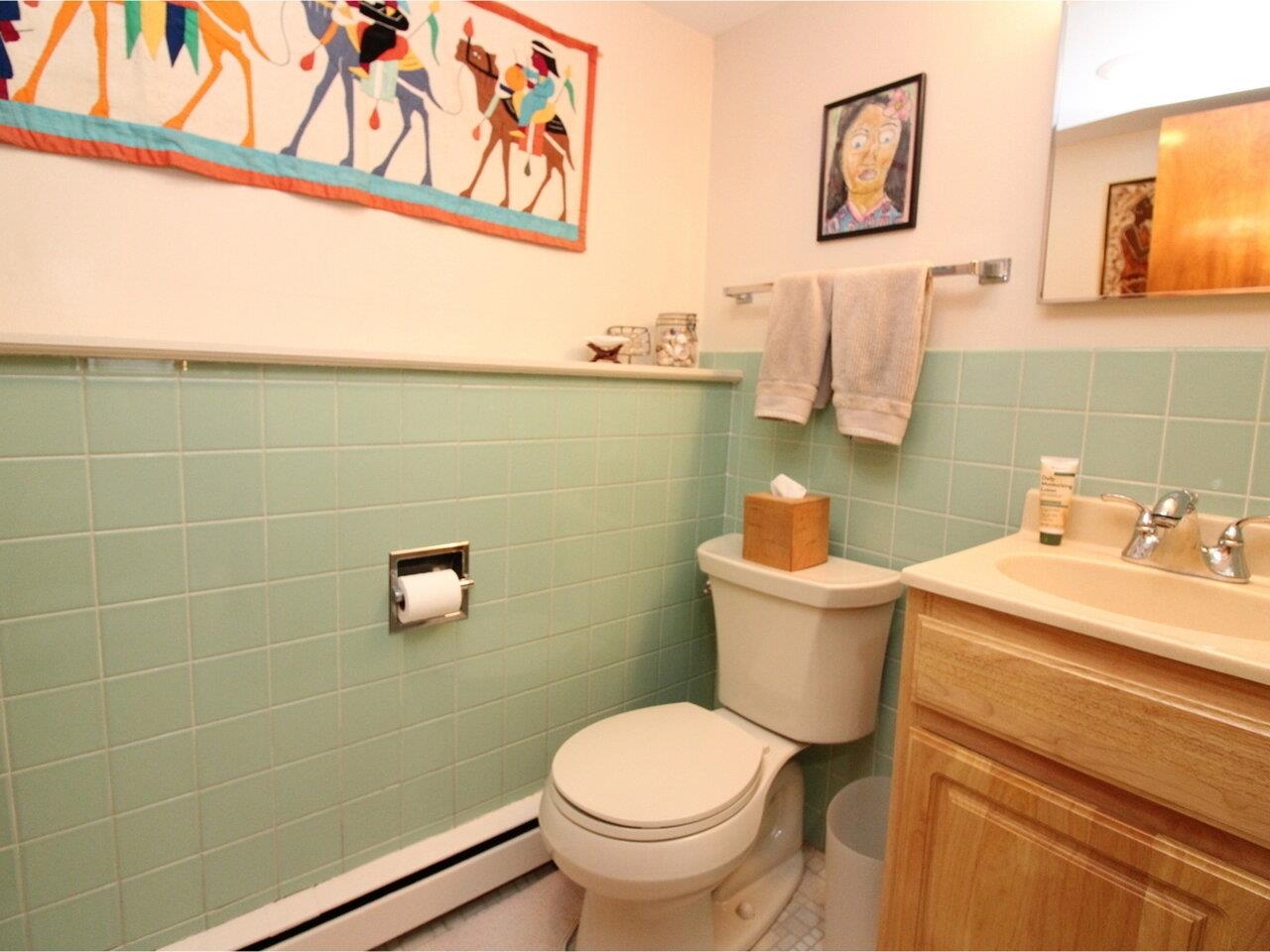 190 Shore Road Burlington, VT 05408 - Photo 20 of 28 Gallery Image 20