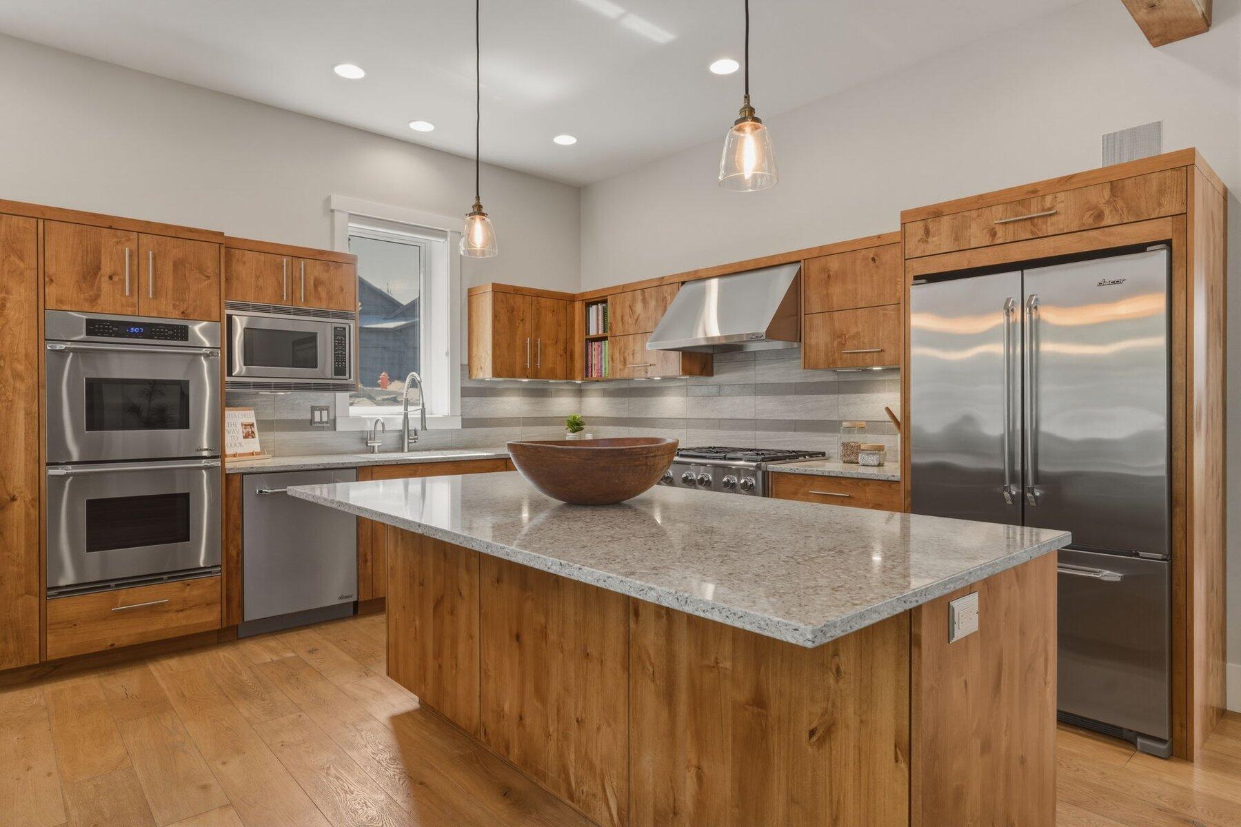 61348 Triple Knot Road Bend, OR 97702 - Photo 24 of 79