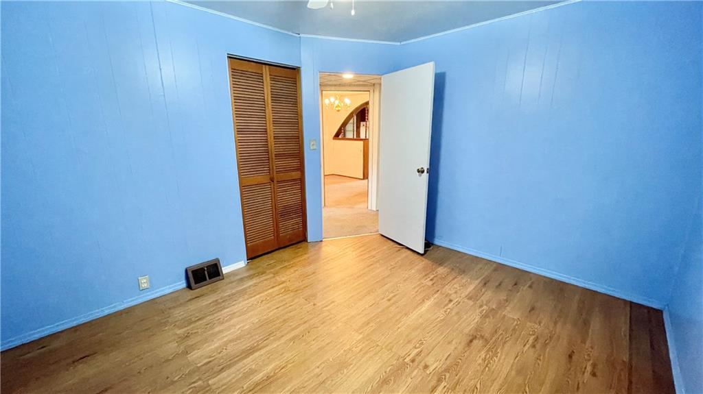 7326 Shannon Road Verona, PA 15147 - Photo 11 of 24 Gallery Image 11