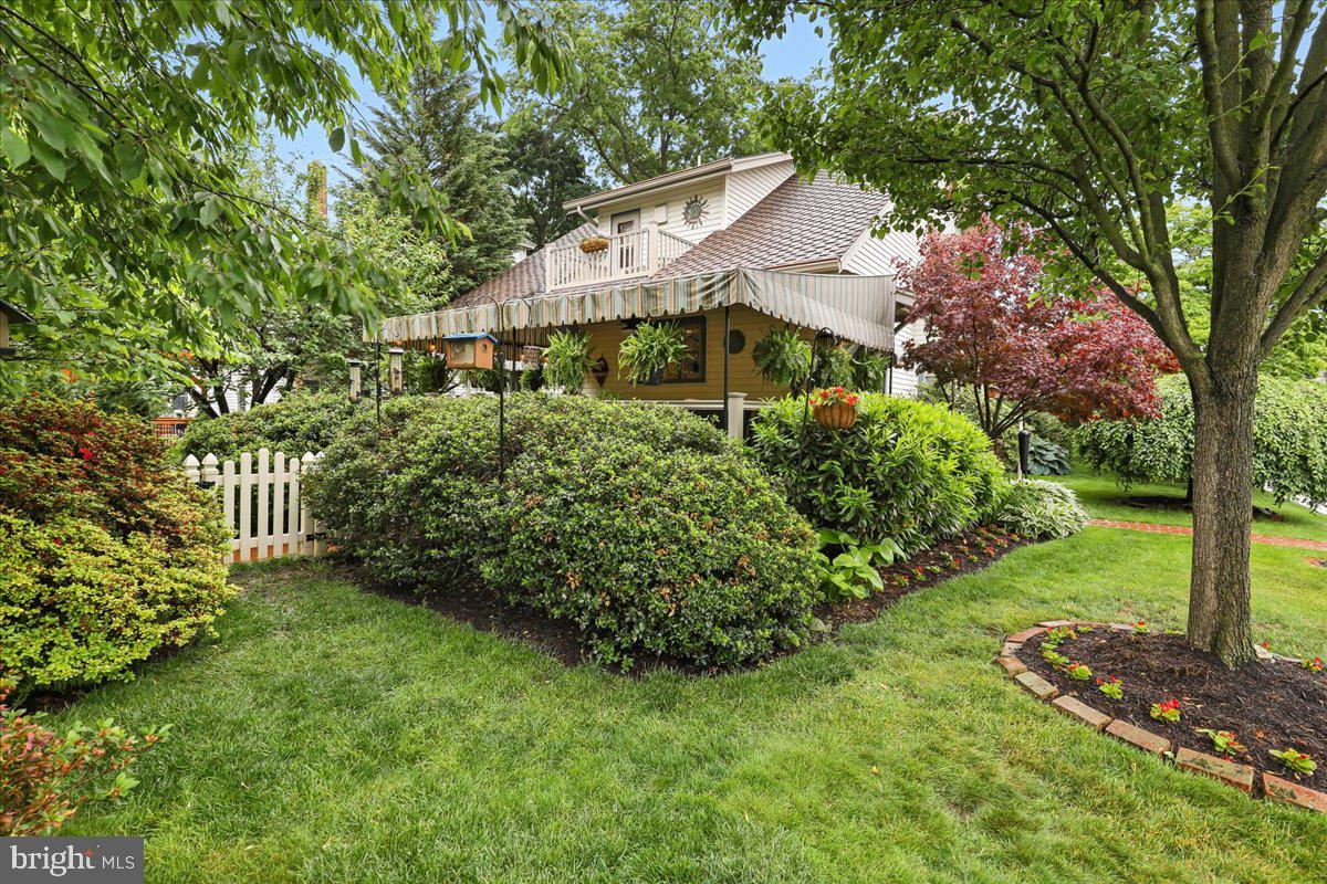 103 South Hazel Street Manheim, PA 17545 - Photo 2 of 47 Backyard