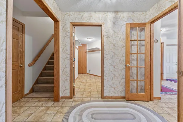 $849,500 | 7708 82nd Avenue North, Brooklyn Park, MN 55445