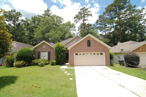$2,300 | 5370 Appledore Lane, Tallahassee, FL 32309